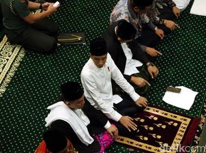 TKN Tepis BPN Prabowo: Jokowi Tak Pernah Politisasi Salat