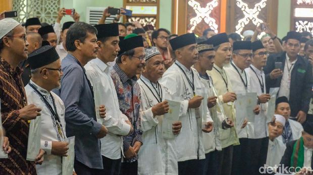 https://www.detik.com/tag/presiden-jokowi/?_ga=2.151338490.297876416.1548040040-1882200234.1500361560