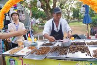 Makan Serangga di Thailand, Siapa Takut!