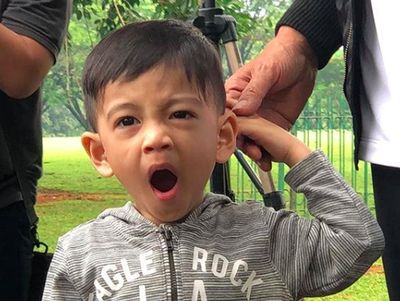 10 Potret Menggemaskan Cucu Jokowi, Jan Ethes