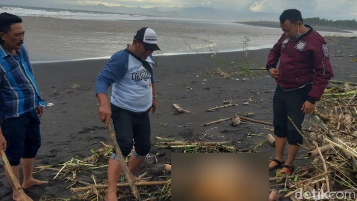 Penemuan mayat di Pantai Paseban