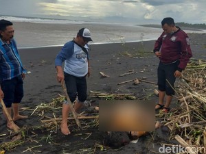 Sesosok Mayat Perempuan Ditemukan di Pantai Paseban Jember
