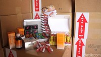 Produk-produk ternama dari luar negeri juga ikut diproduksinya. (Foto: Rifkianto Nugroho/detikHealth)
