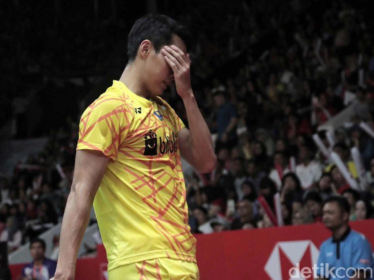 Di Semifinal, Jonatan Christie Tertunduk dan Minta Maaf