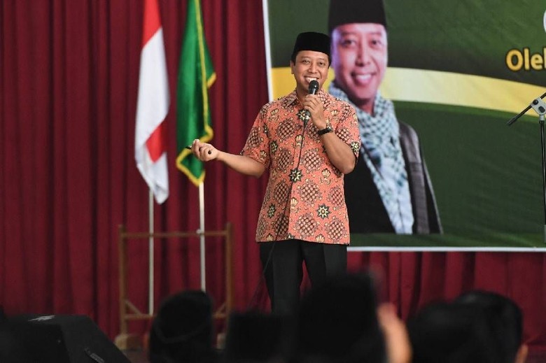 Jelang Debat Kedua, Rommy Bicara Capaian Jokowi di Bidang Energi Jelang Debat Kedua, Rommy Bicara Capaian Jokowi di Bidang Energi