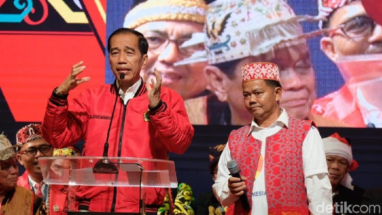 Dituduh PKI, Jokowi: Ini yang Kurang Ajar Dituduh PKI, Jokowi: Ini yang Kurang Ajar