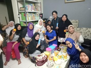 Cara Emak-emak Kampung Tengah Cegah Racun Intoleransi Politik