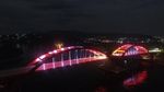 Indah! Jembatan Holtekamp di Papua Bermandi Cahaya