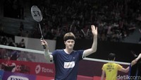 Bertanding di Istora, Senayan, Sabtu (26/1/2019), laju Jonatan di semifinal dihentikan pemain Denmark Anders Antonsen dua game langsung.
