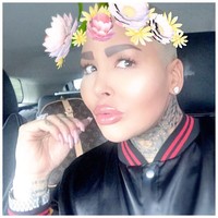 Jordan yang mengaku sebagai fans berat Kim Kardashian itu ingin penampilannya bak idolanya. Tak heran selama enam tahun ini ia menghabiskan banyak biaya untuk lakukan lebih dari 50 prosedur kecantikan.  Foto: dok. Instagram