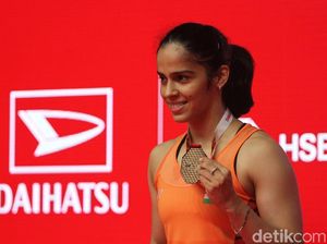 Carolina Marin Cedera, Saina Nehwal Juara Tunggal Putri Indonesia Masters 2019