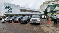Saat ini jenazah pendiri Sinar Mas Group itu masih disemayamkan di Rumah Duka Sentosa.