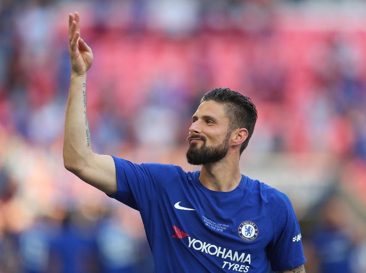Olivier Giroud berhasrat memenangi trofi Piala FA kelima di musim ini. Foto: Catherine Ivill/Getty Images