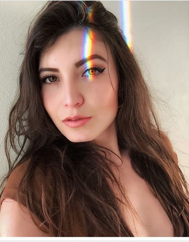 Padahal wanita berusia 27 tahun ini berharap fotonya itu membawa kesadaran yang sangat dibutuhkan akan kekerasan yang dialami wanita di Amerika Latin, dan di seluruh dunia.  Foto: dok. Instagram (@soyarerojas)