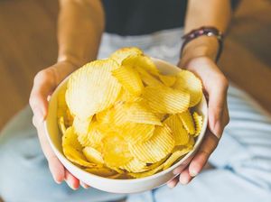 Bedakah Kerupuk dengan Keripik? Begini Penjelasannya