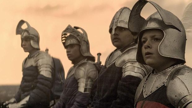 'The King Who Would Be King': Melawan Penyihir Jahat Bersama Teman-teman