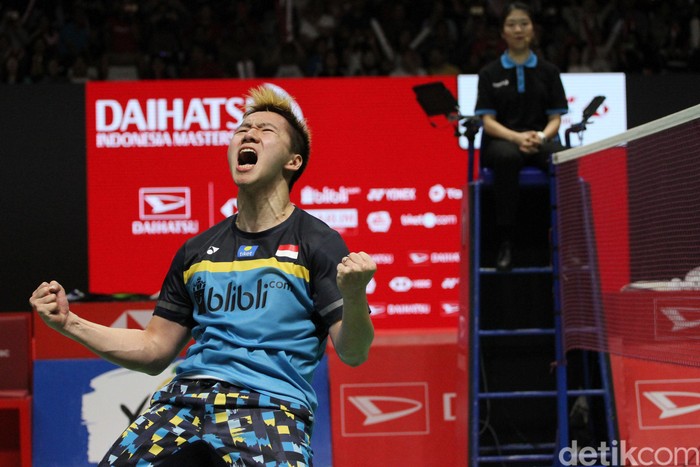 Kevin Sanjaya Sukamuljo/Marcus Fernaldi Gideon mempertahankan gelar juara Indonesia Masters. Mereka mengalahkan Hendra Setaiwan/Mohammad Ahsan di Istora Senayan, Jakarta, Minggu (27/1/2019).