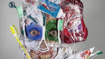 Jika ingin melihat karya David yang lain bisa dilihat di sini. Foto: instagram.com/davidhenrynobodyjr/