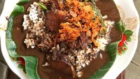 Hmm… siapa ngga tergoda melihat tampilan nasi pindang ini. Kuahnya gurih mantap apalagi saat disantap hangat. Foto: Instagram @mimi_gunawan