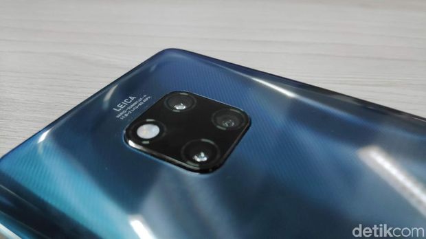 Huawei Mate 20 Pro: Ponsel yang Brilian