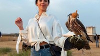 Sang kekasih, Georgina Rodriguez juga berfoto dengan elang (Instagram/georginagio)