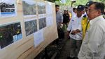 Momen Wapres JK Tinjau Lokasi Banjir di Sulawesi Selatan