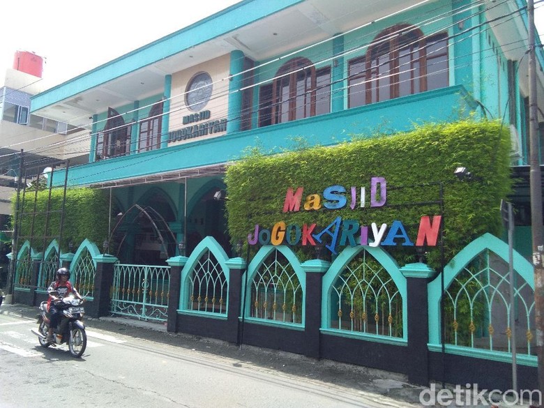 Masjid Jogokariyan Dilempari Batu, MUI Curiga Ada Provokator Masjid Jogokariyan Dilempari Batu, MUI Curiga Ada Provokator