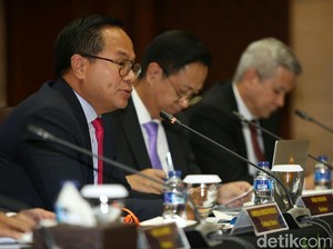 Dirut Bank BUMN Jawab Tudingan Digadaikan karena Utang China
