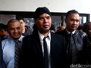 Mulan Jameela dan Dul Dampingi Ahmad Dhani di Rutan Cipinang