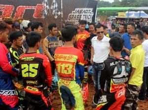 Ratusan Crosser Deklarasi Dukung Jokowi