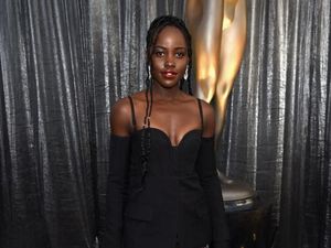 Shake it Off Milik Taylor Swift Selamatkan Lupita Nyongo