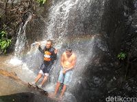 Air Terjun Tersembunyi Bermandi Cahaya Pelangi Di Polewali Mandar