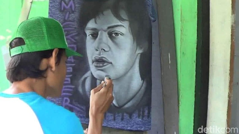 Airbrush Jadi Hobi yang Mendulang Rezeki, Omzet Rp 17 Juta/Bulan Airbrush Jadi Hobi yang Mendulang Rezeki, Omzet Rp 17 Juta/Bulan