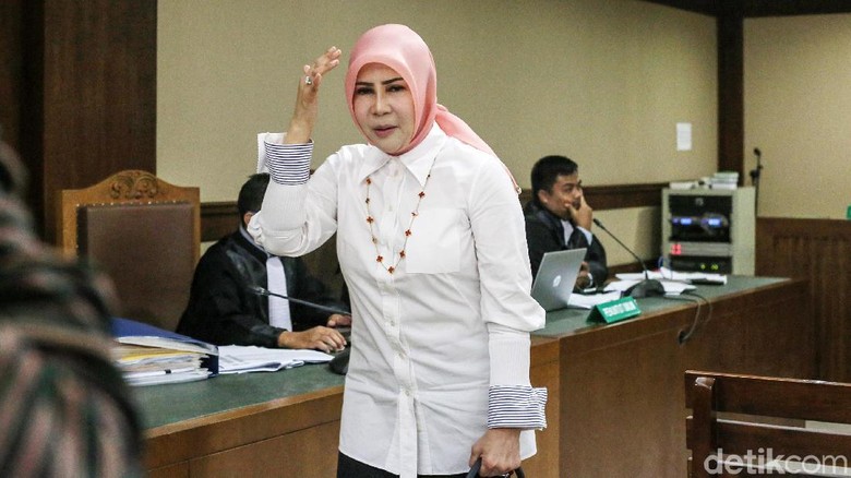 Istri Nurhadi Akui Pernah Diperiksa Kejagung soal Rekening Gendut Istri Nurhadi Akui Pernah Diperiksa Kejagung soal Rekening Gendut