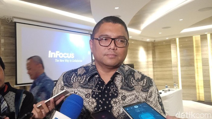 Komisioner Bawaslu, Fritz Edward Siregar