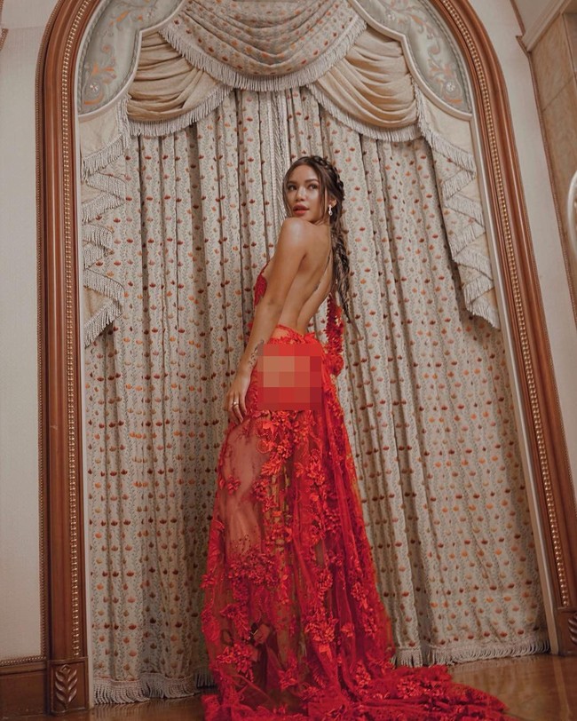 KC merupakan saudara tiri dari Faiq Bolkiah, pemain bola Leicester City. Faiq disebut-sebut atlet sepakbola paling tajir di Brunei.  Foto: Instagram (@kcdelro)