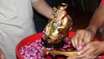 Jelang Imlek, Klenteng Hok Tek Bio Mulai Memerah