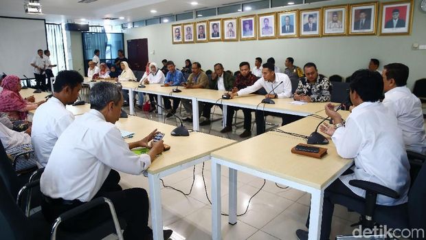 Jemaah First Travel mendatangi Itjen Kemenag