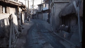 Berkat kerja keras dan niat kuat, Korsel akhirnya sekarang bisa maju. Seoul pun sudah melesat menjadi ibukota yang megah. Foto: Vintages