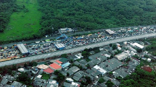 Potret kemacetan DKI dari udara.