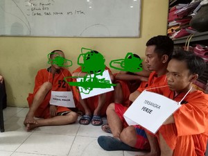 Rekonstruksi Pembunuhan Inah yang Mayatnya Dibakar Berjalan Dramatis