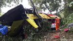 Begini Penampakan Bus Bima Suci yang Terguling di Cipularang