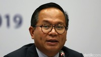 Bank pelat merah itu mencatat pendapatan bunga bersih sebesar Rp 54,6 triliun di akhir 2018, tumbuh 5,07% dibandingkan tahun 2017 yang sebesar Rp 51,9 triliun.