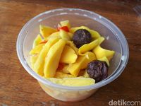 Kue Peranakan: Legit Manis Kue Pulut Nai-Nai Dicocol Selai Srikaya