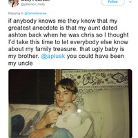 Meski hanya hampir menjadi keponakan Ashton Kutcher, netizen ini sudah cukup bangga. Foto: Twitter