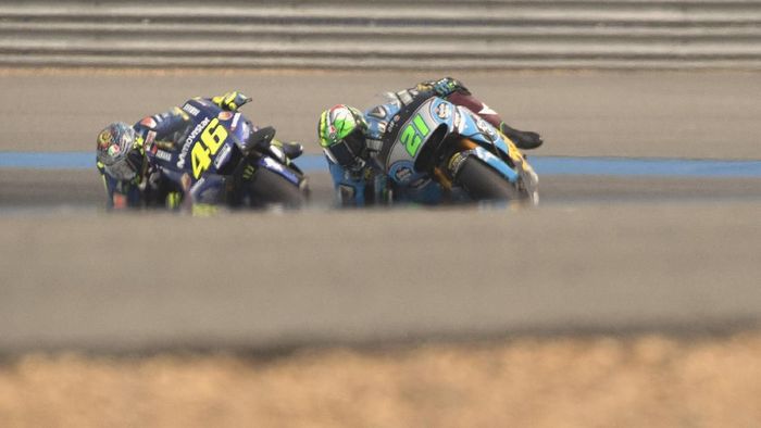 Valentino Rossi tak mau sampai dikalahkan Pecco Bagnania dan Franco Morbidelli di 2019. Foto: Mirco Lazzari gp/Getty Images Valentino Rossi tak mau sampai dikalahkan Pecco Bagnania dan Franco Morbidelli di 2019. Foto: Mirco Lazzari gp/Getty Images