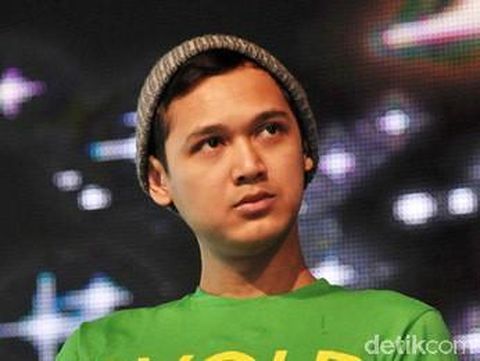 Para 'Penguat' Ahmad Dhani, Kabar Anyar Norman Kamaru