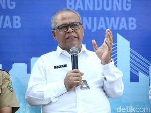 Tak Lagi Jabat Kadisdik Bandung, Elih Sudiapermana Kembali Jadi Dosen