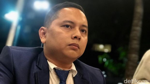 Pitra Romadoni Nasution, pengacara Lucky Andriani
