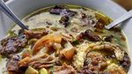 Dingin Mendung Enaknya Sarapan Soto Kuning yang Gurih Mantap